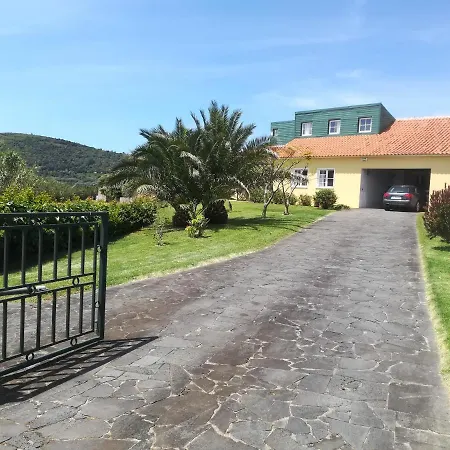 Casa Miramar Konukevi *